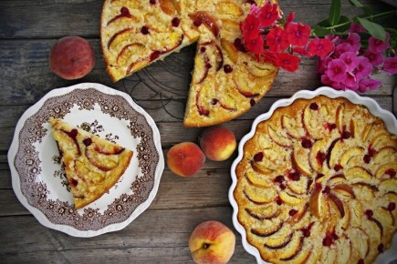 Удивительный пирог с кабачками и фруктами