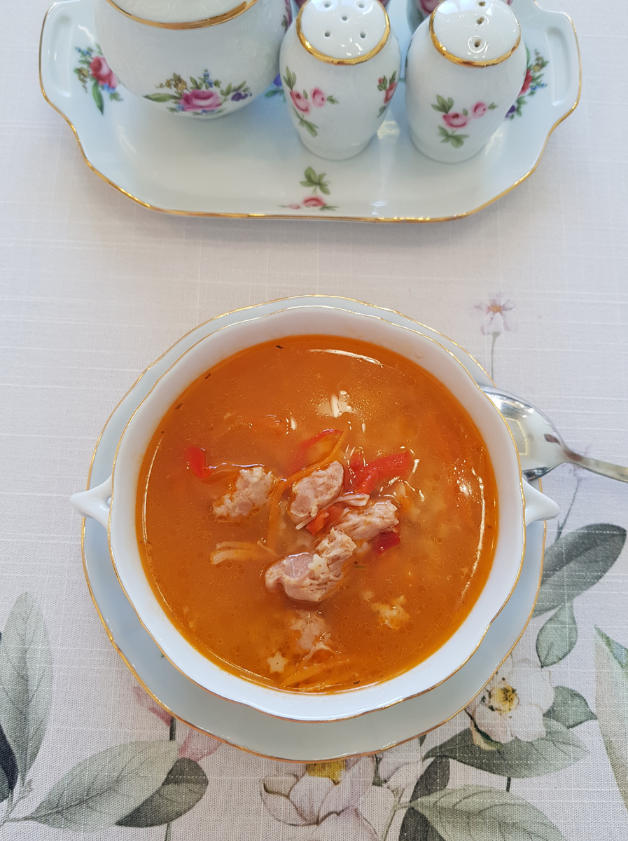 Согревающий суп с индейкой: быстро и вкусно в морозные дни