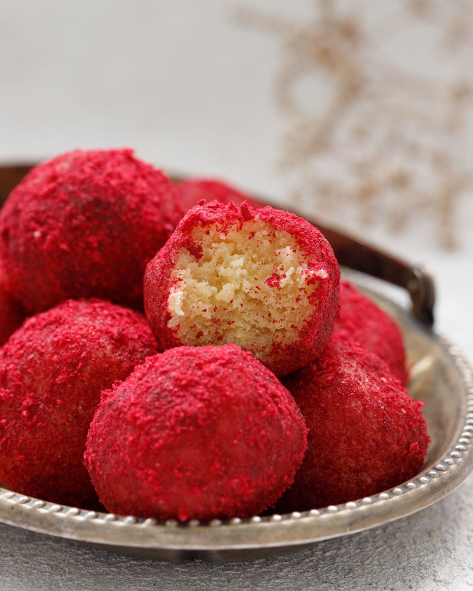 Марципановые конфеты: яркое лакомство без лишнего