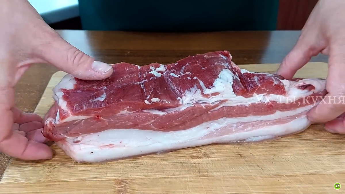 Банош с хрустящими шкварками и брынзой: как создать кулинарное наслаждение