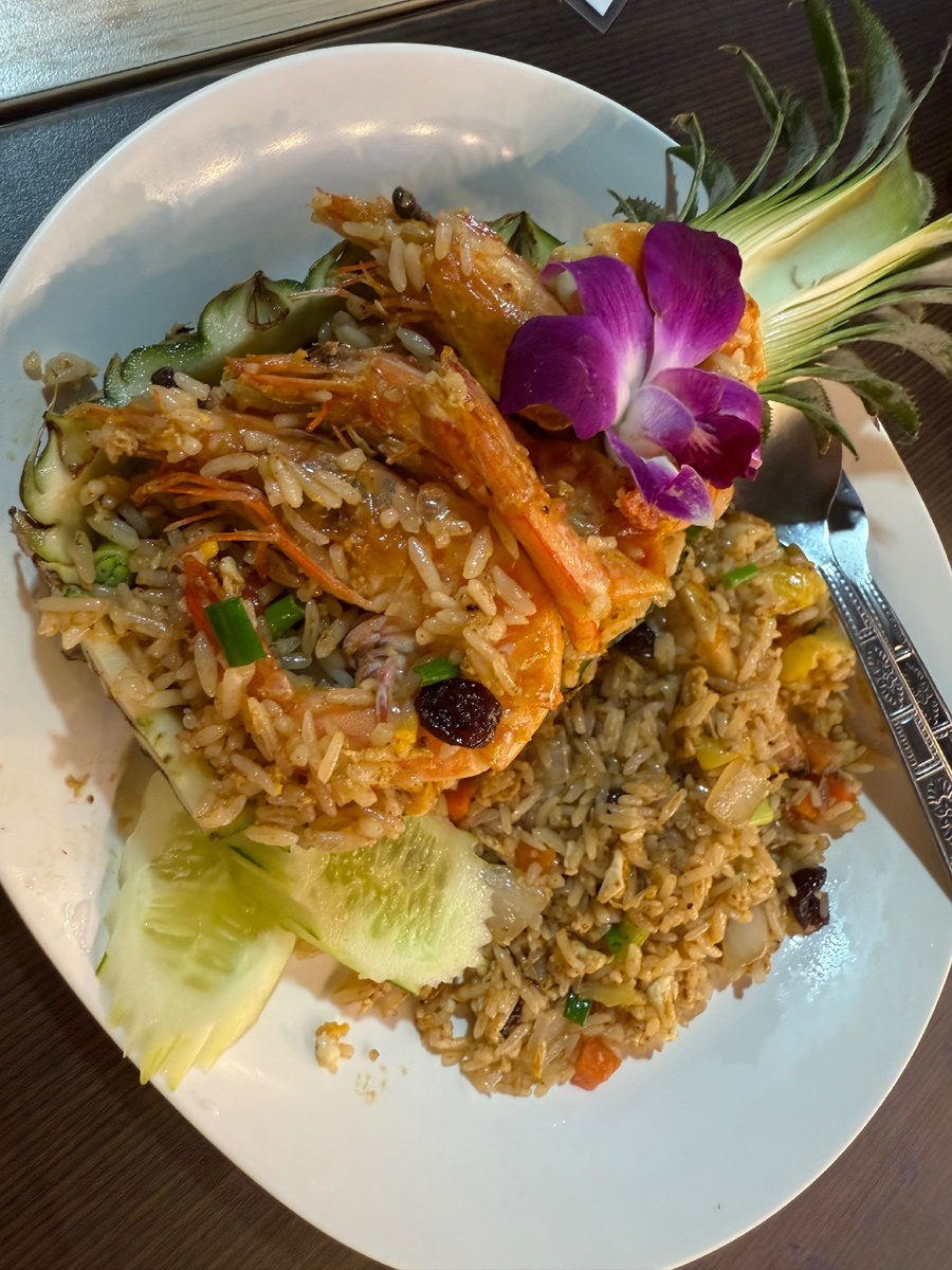 Ночные рынки Таиланда: Вкусные приключения под звёздами