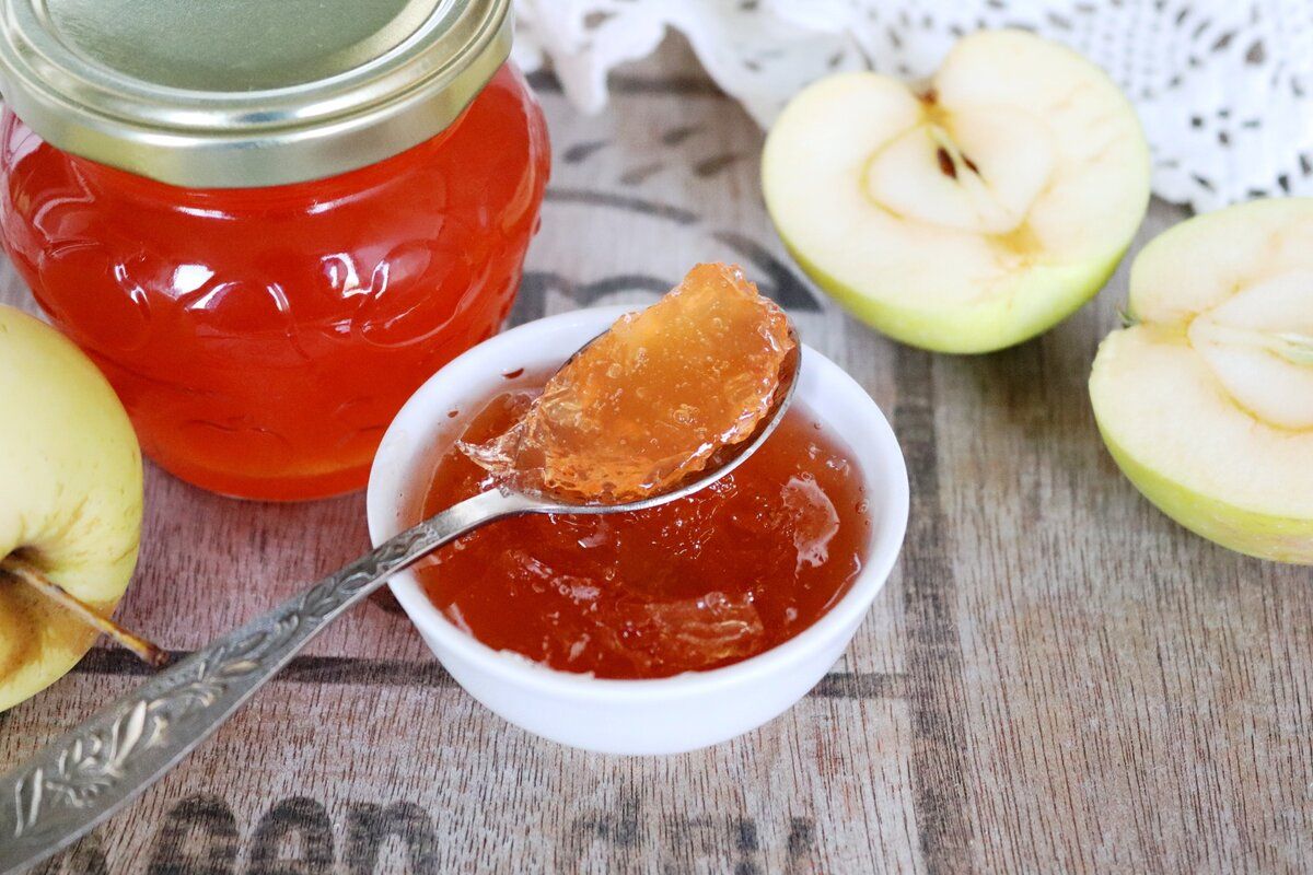 Яблочное желе без загустителей: просто, вкусно, необычно