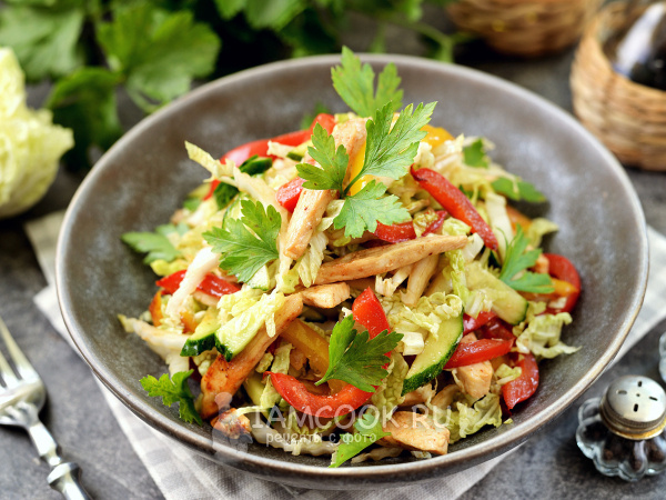 Весенние салаты с пекинкой: яркие рецепты для праздника