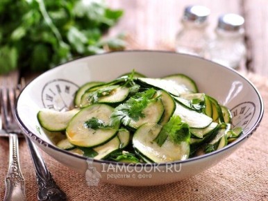 Пять оригинальных закусок из кабачков для вашего стола