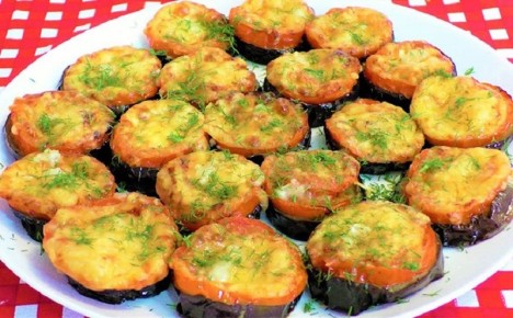 Баклажаны с помидорами под сыром: открываем новые грани классики