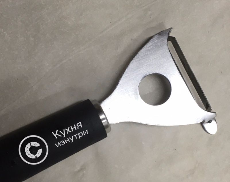 Необычные способы использования овощечистки, которые вас удивят