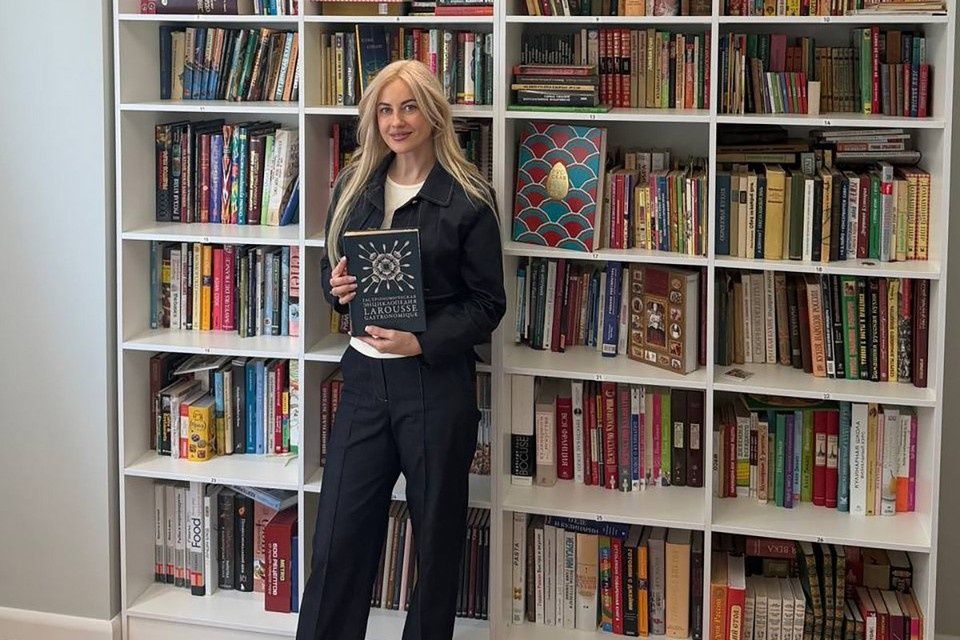 Юлия Малышева: рекордсменка с самой большой коллекцией кулинарных книг в России