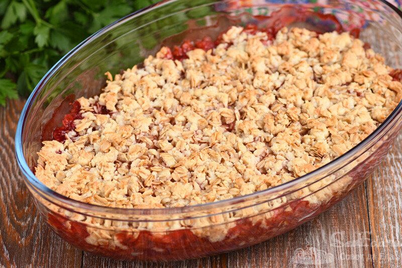 Неотразимый крамбл с ягодами: ваш новый любимый десерт