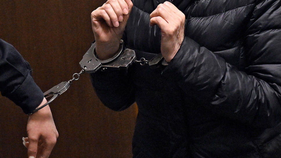 Суд продлил арест фигурантки дела об отравлении алкоголем в Сириусе до января