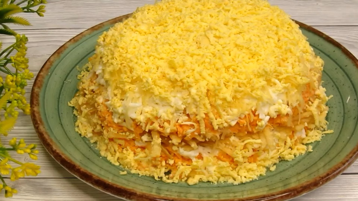 Легкий и нежный салат, который покорит любой праздник