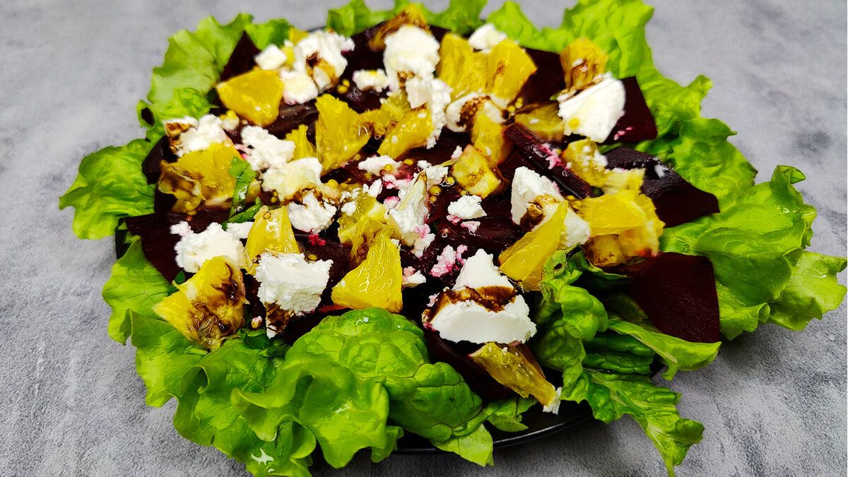 Яркий и полезный салат со свёклой и апельсином на каждый день