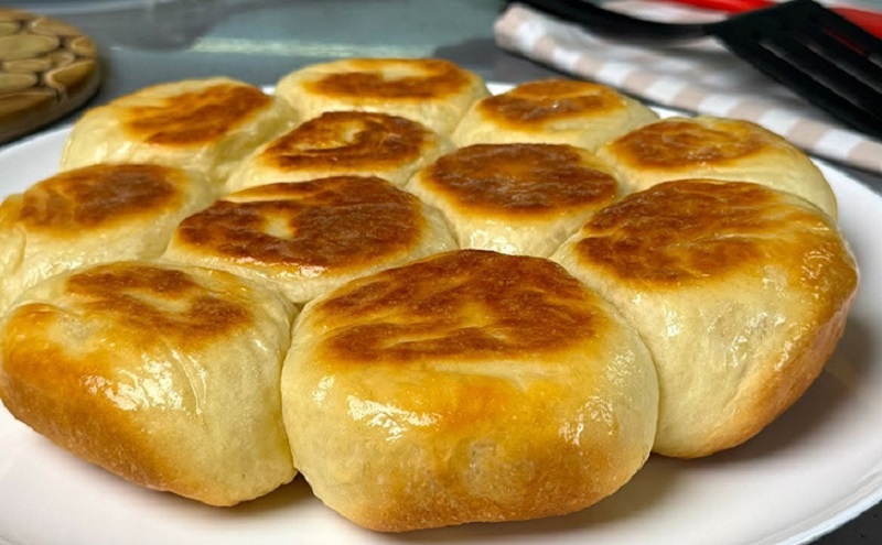 Пышный хлеб на сковороде: как создать уют без духовки