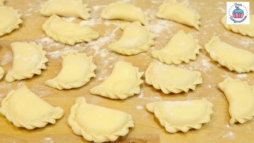 Вареники с картошкой и творогом: идеальное тесто на кефире