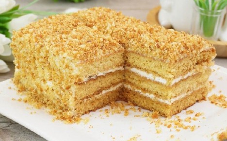 Как быстро и вкусно приготовить медовик за 15 минут: секреты без духовки