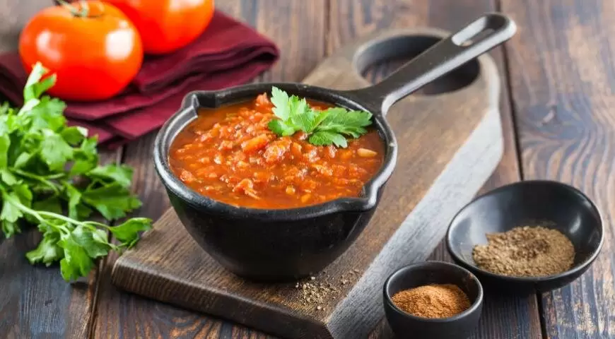 Томатный соус на сковороде: неожиданный способ приготовления