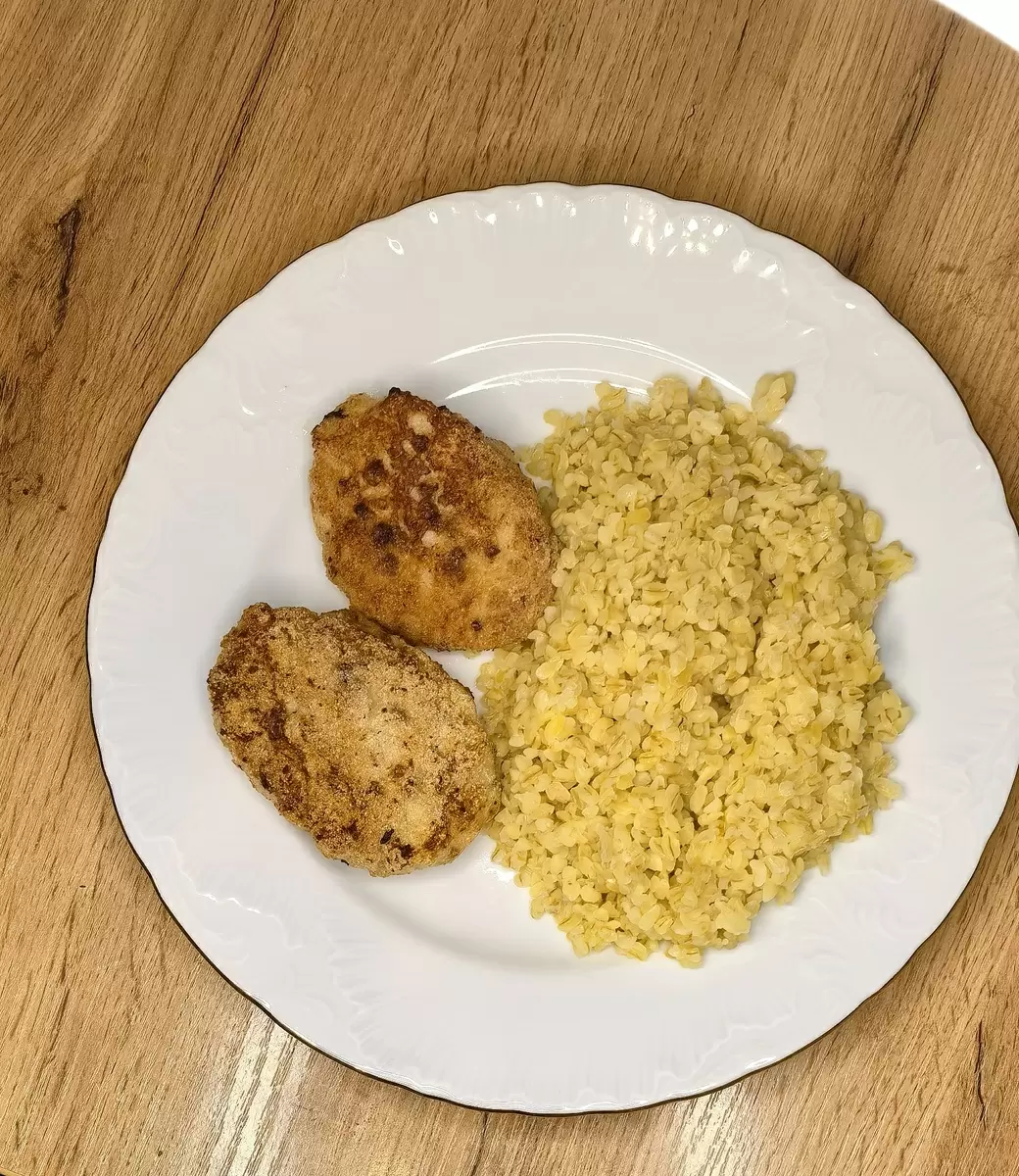 Идеальные куриные котлеты: секрет хрустящей корочки и насыщенного вкуса