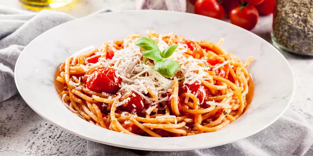 Паста с томатами черри и чесноком: быстро и вкусно по-итальянски