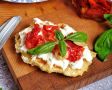 Рецепт картофельных вафель с вялеными томатами и творожным сыром