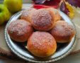 Пышные творожные булочки с яблоками: быстрый и вкусный десерт