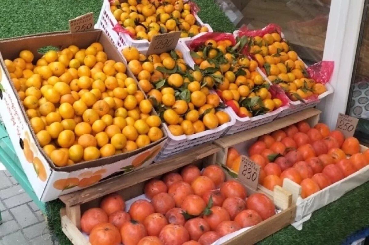 Листья на мандарине не меняют вкус и качество продукта